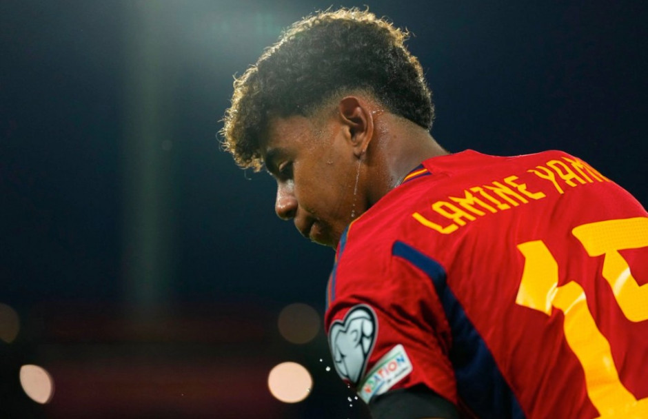 马卡：西蒙尼继续带训球队，重点关注普维尔中卫位置训练情况（马卡：西蒙尼继续主导训练，重点关注普维尔在中卫的训练表现）