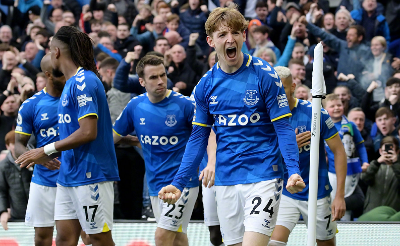 每体：7500人无法及时入场，反对派斥责拉波尔塔侮辱巴萨会员（每体：7500人未能按时入场，反对派痛斥拉波尔塔侮辱巴萨会员）