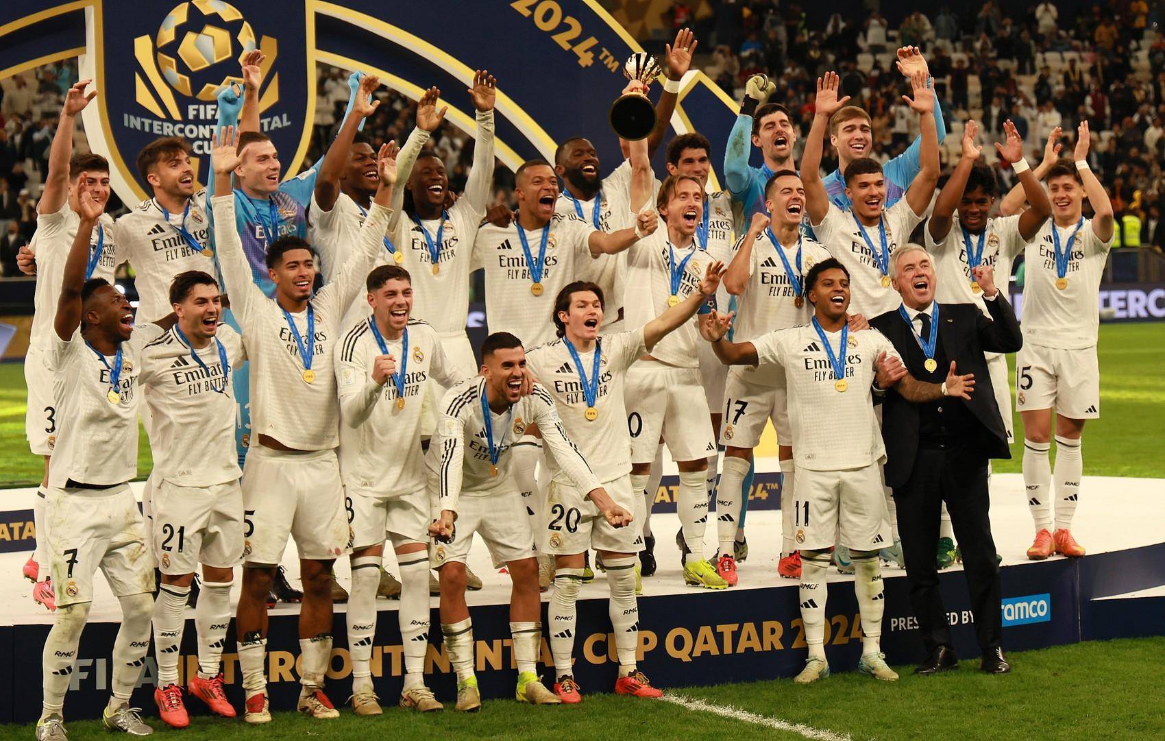 安永佳：我们给申花制造了很多麻烦，球队表现不错（安永佳：球队发挥出色，给申花带来了不小的麻烦）