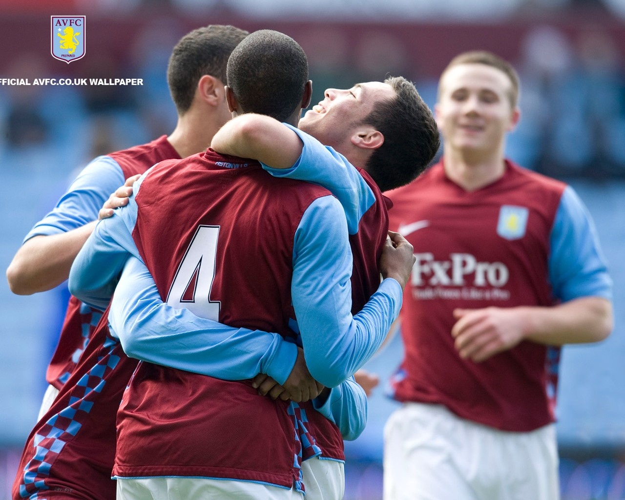 这队的逆风能力太强（这支球队逆境抗压能力极强）