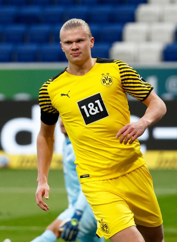 埃及主帅：萨拉赫的存在就是优势，我们将全力争胜以提前出线（埃及主帅：萨拉赫赋予球队优势，我们将全力取胜力争提前出线）