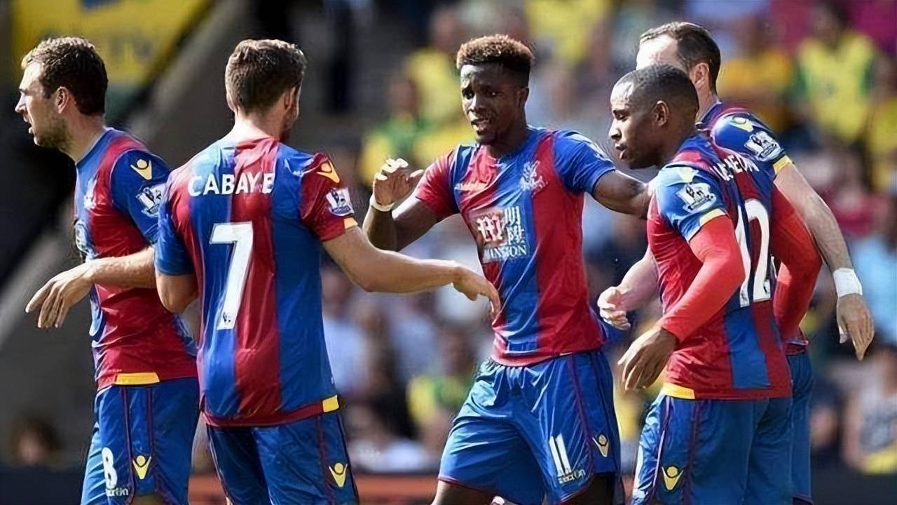 大罗：国王联赛为足球注入新的文化，会把小熊、拉菲都请来（大罗：国王联赛正为足球注入新文化，将邀请小熊和拉菲参与）