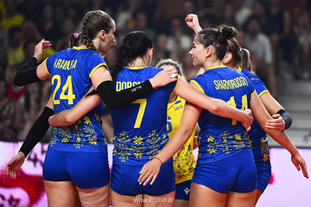 加克波：我很确信我们最终会走出低谷的；若踢橄榄球会踢边翼（加克波：坚信球队终能走出低迷；若改打橄榄球，我会司职边翼）