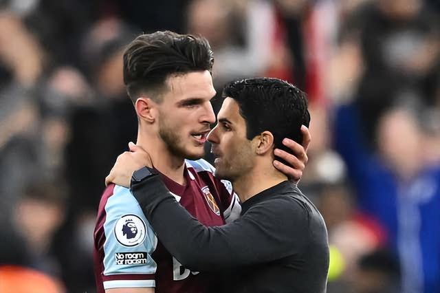 都体：弗拉霍维奇可能缺席尤文20场比赛，包括多场关键战役（都灵体育报：弗拉霍维奇或缺席尤文20场，多场关键之战成疑）