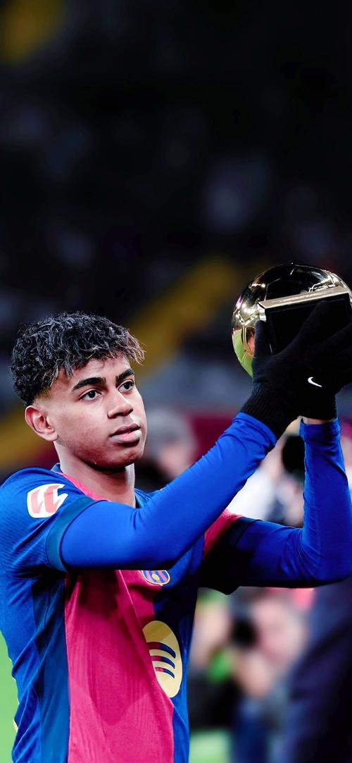 跟队记者：普利希奇参加部分合练，明天将决定他能否参赛（队记：普利希奇参与部分合练，是否出战将于明日确定）