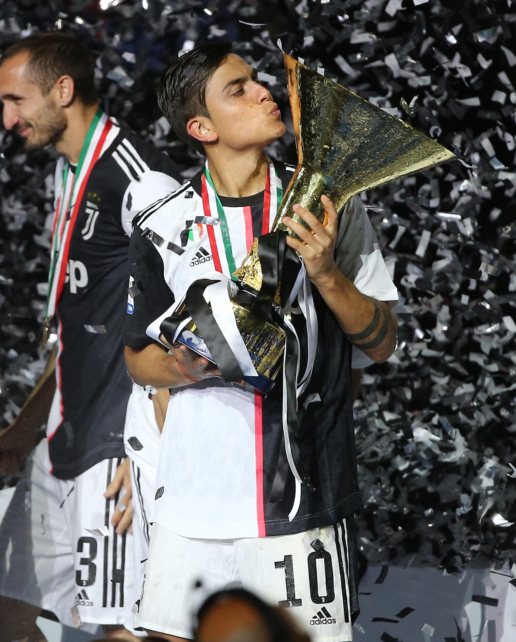 世界杯8强潜在4组强强对阵：阿根廷vs葡萄牙、巴西vs英格兰等（世界杯八强或迎四场强强对话：阿根廷战葡萄牙、巴西对英格兰等）