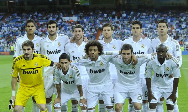 记者：曼联赛季结束可清理11人，能节省出208万英镑周薪（记者：曼联赛季结束后或清洗11人，预计节省208万英镑周薪）